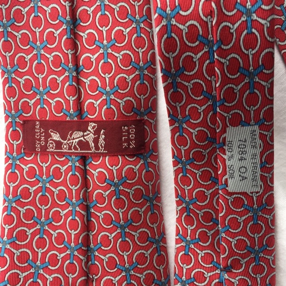Hermès Tie: 7084 OA in Red - Picture 3 of 3